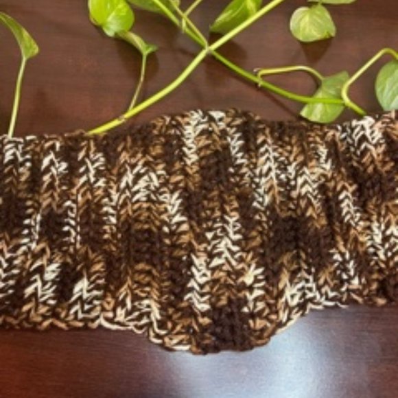 Handmade Neck Warmer Pink/Gray button front - Picture 3 of 4